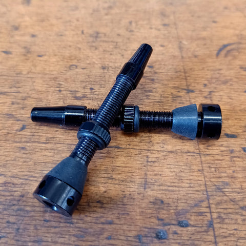 Pedals Tubeless Valve - 44mm Black (Qty 1)